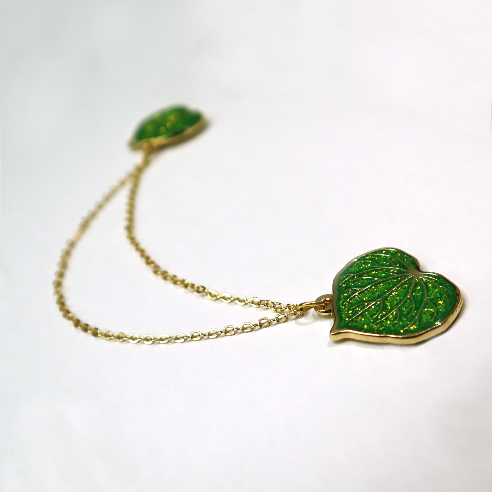 Kawakawa Glitter Chain Set