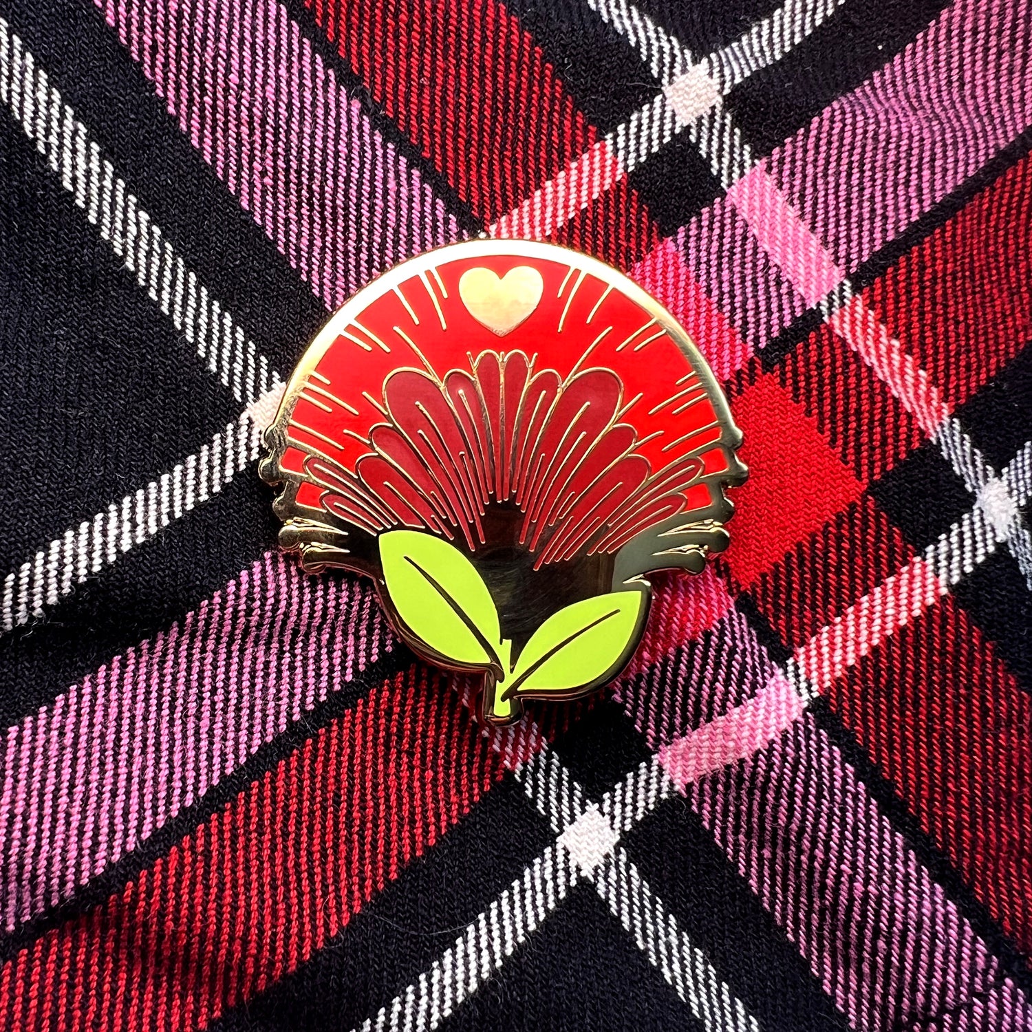 Pōhutukawa Enamel Pin