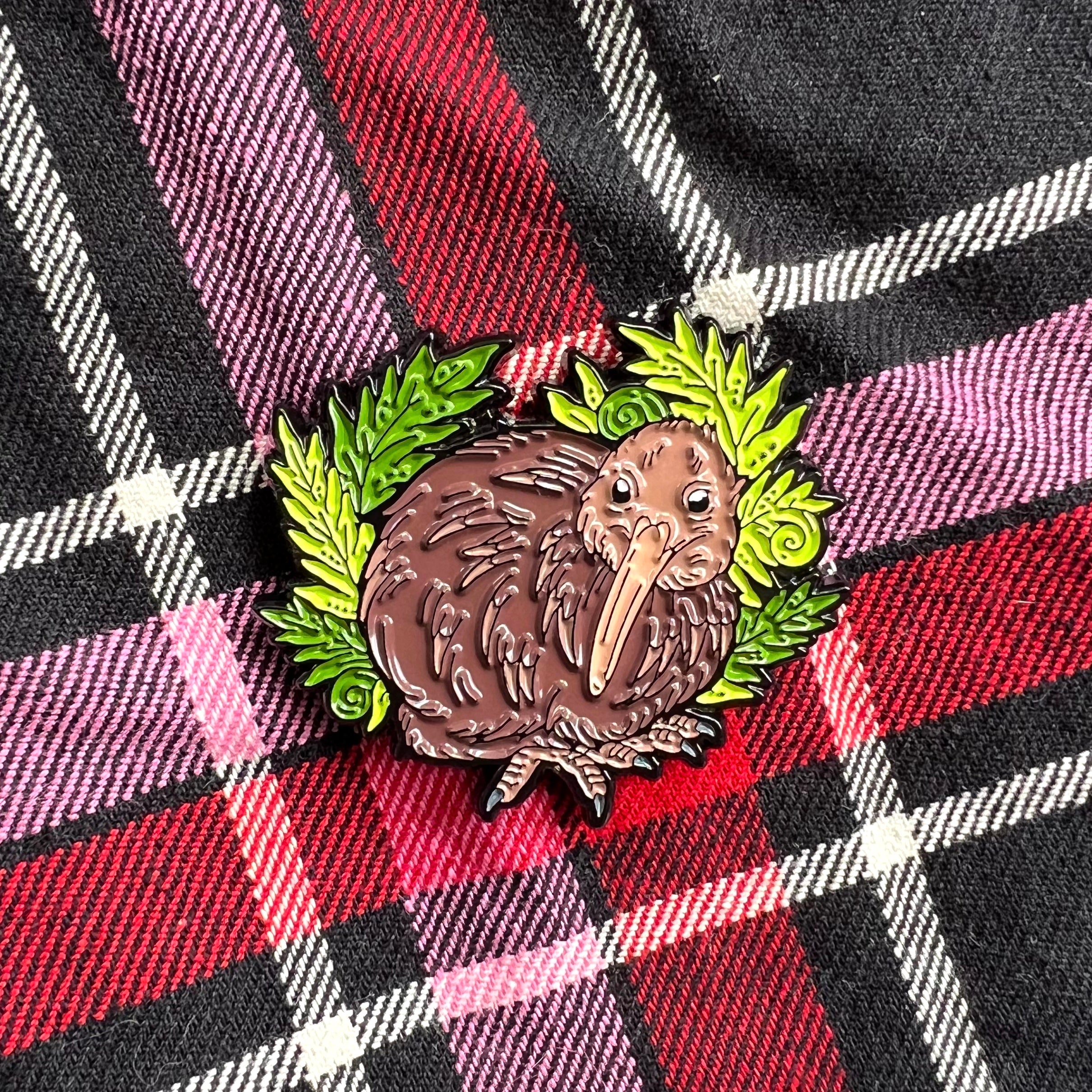 Kiwi in Ferns Enamel Pin