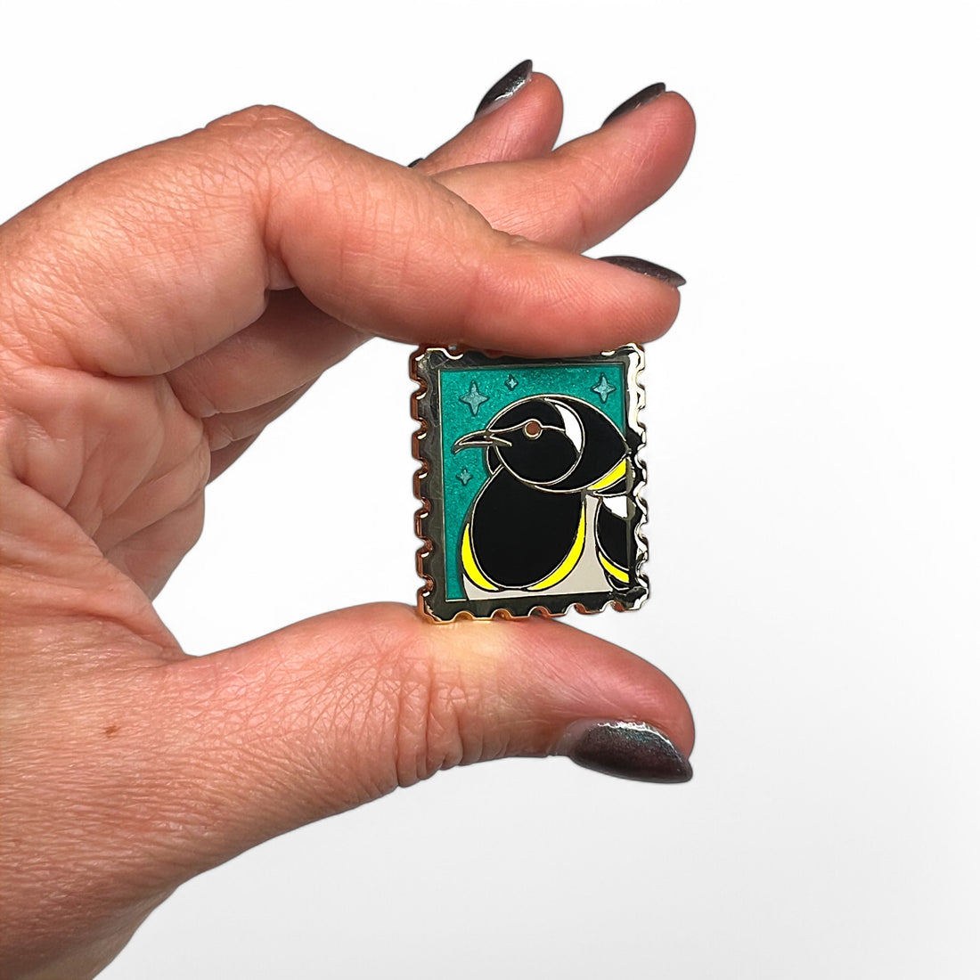 Par Avian I • Hihi Stitchbird Stamp Enamel Pin