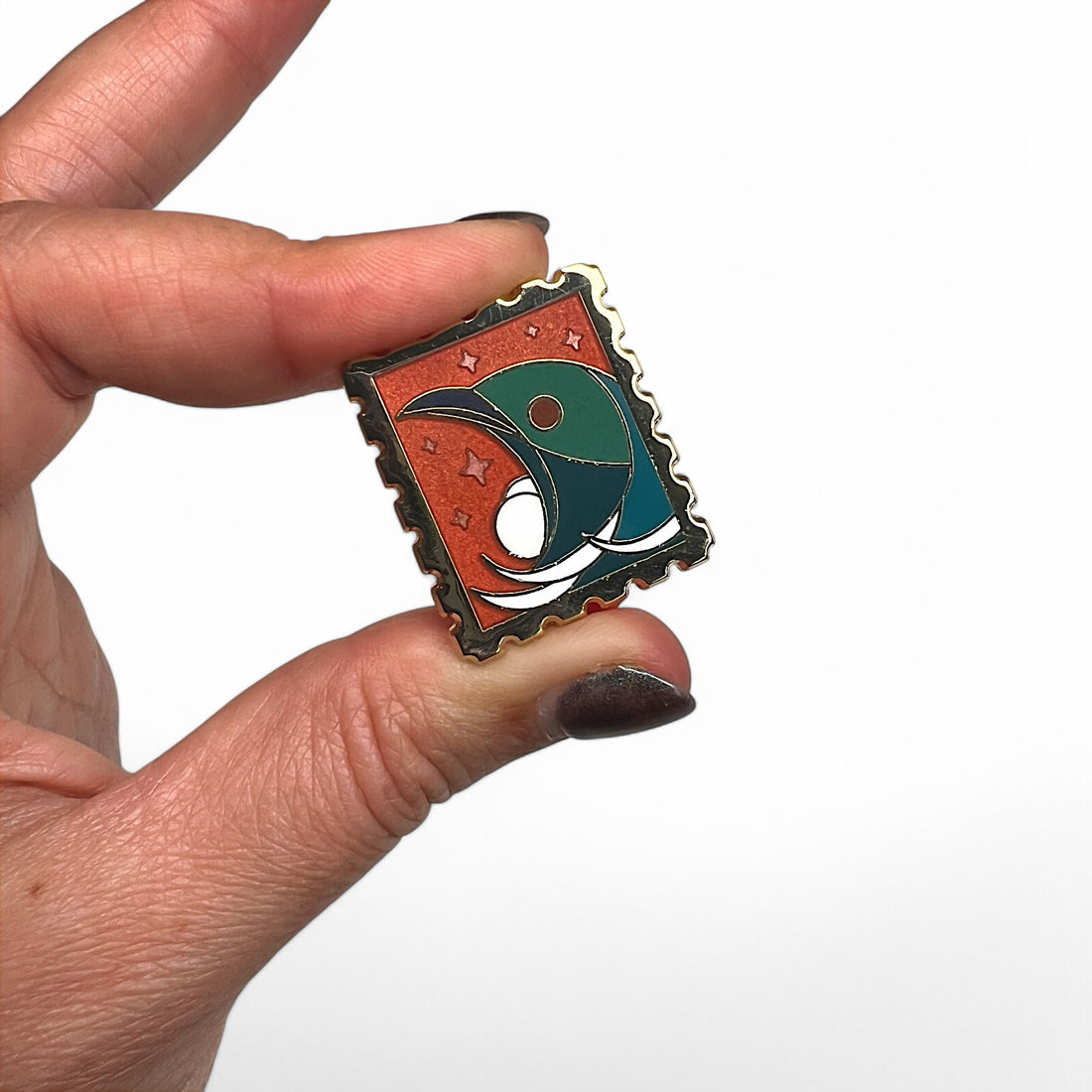 Par Avian I • Tūī Stamp Enamel Pin