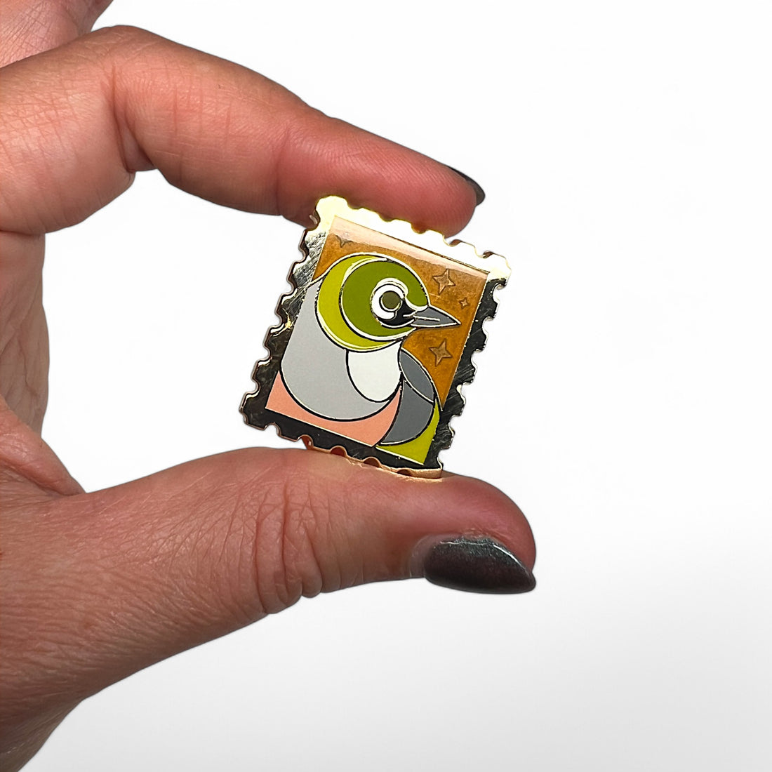 Par Avian I • Tauhou Waxeye Stamp Enamel Pin