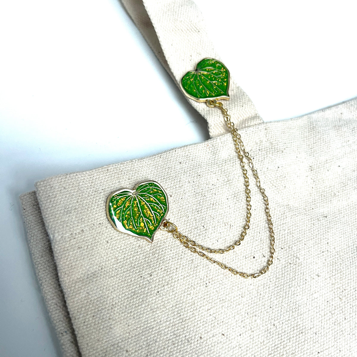 Kawakawa Glitter Chain Set